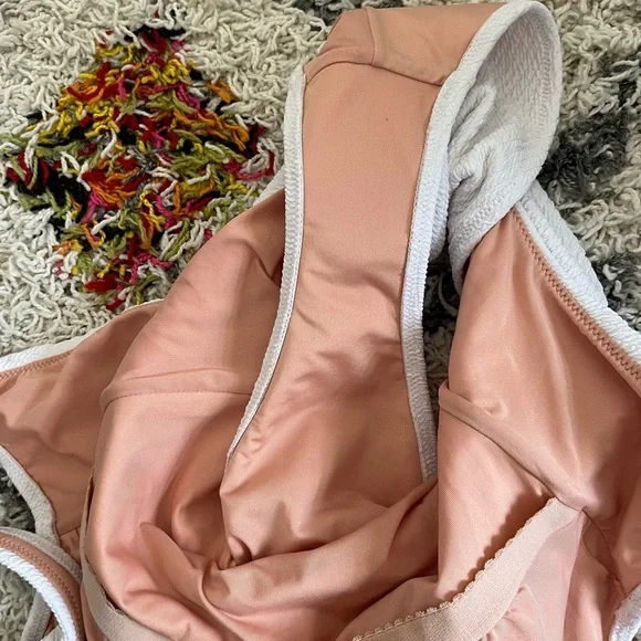 J CREW White Ribbed Scoop Back Swim Suit - sz 8 - Picture 4 of 5